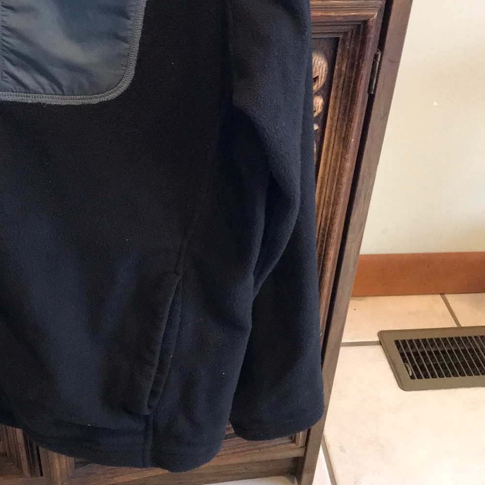 Men’s The North Face Fleece zip up - Picture 5 of 6